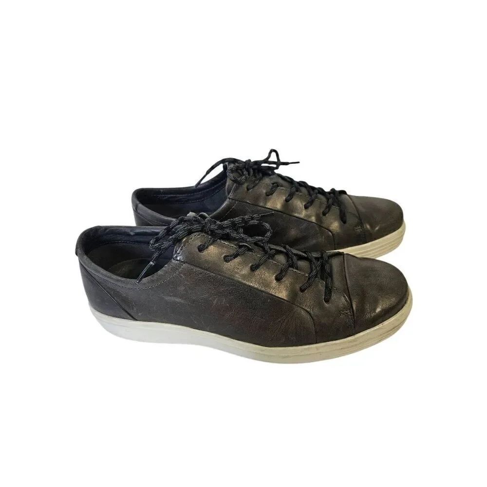 ECCO mens grayish brown leather sneakers. Size 12/12.5